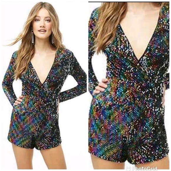 Forever 21 Sequin Shorts Romper Long Sleeve Size S Disco Rainbow Sparkly Swiftie - Picture 1 of 6